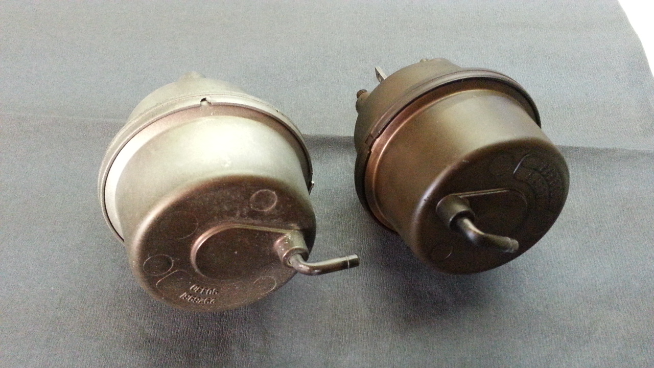 Attached picture Vacuum canister.jpg